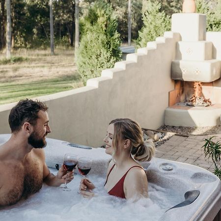 Casa La Vina Pokolbin - Romantic Villas With Outdoor Hot Tubs And Fireplaces Экстерьер фото