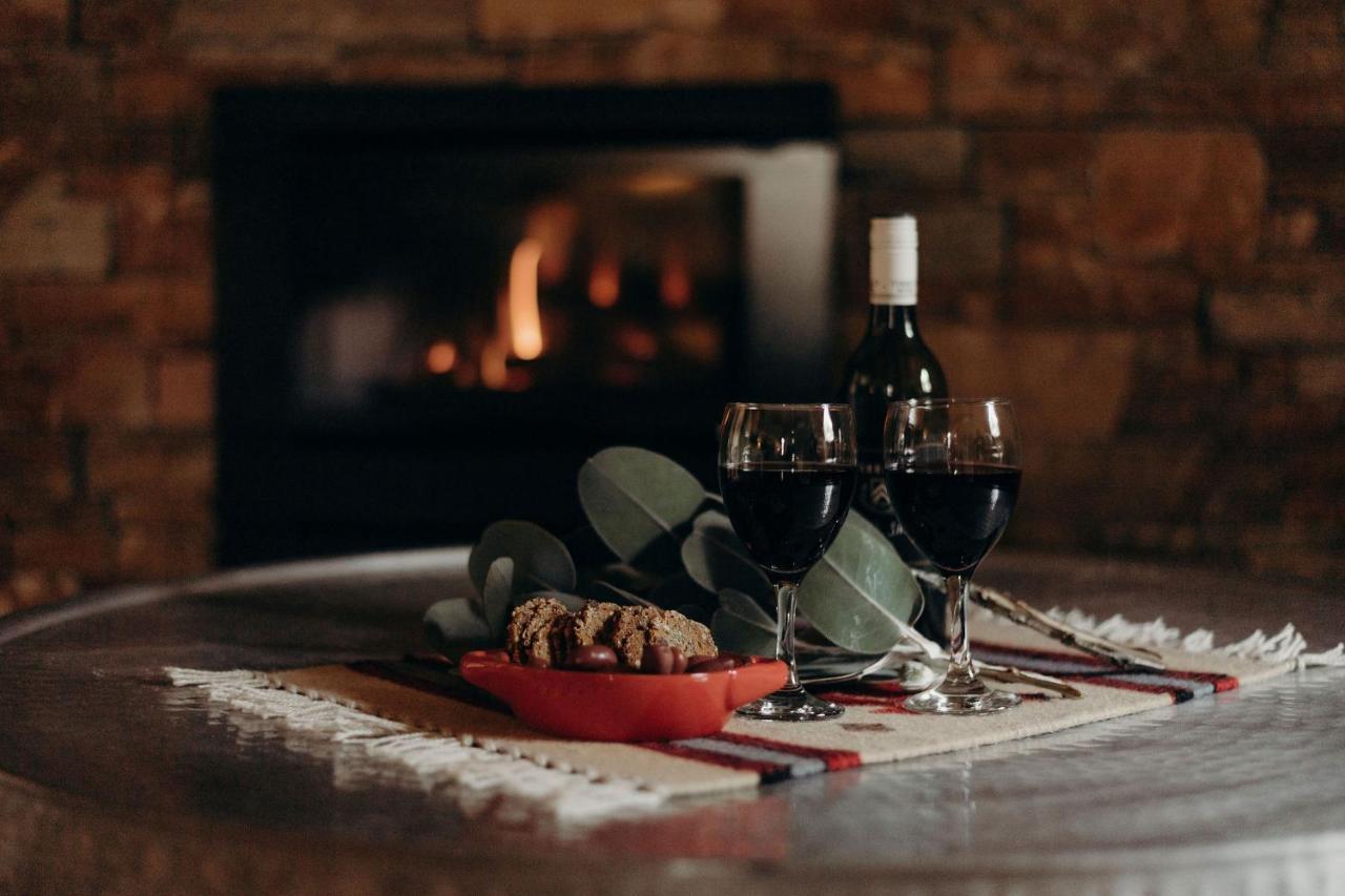 Casa La Vina Pokolbin - Romantic Villas With Outdoor Hot Tubs And Fireplaces Экстерьер фото